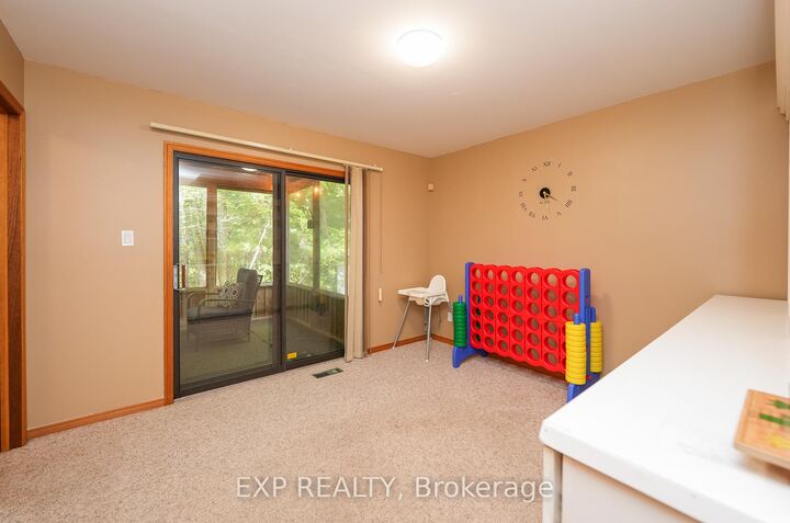 10207 Pinetree Drive — photo 1