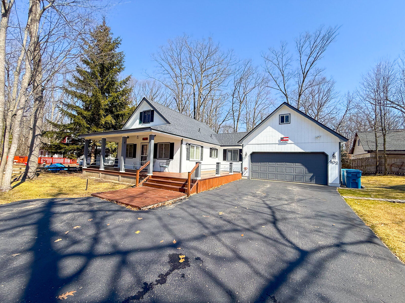 Property Photo:  402 Sheffield Drive  MI 48653 