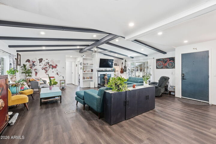 Property Photo:  1613 E Villa Rita Drive  AZ 85022 