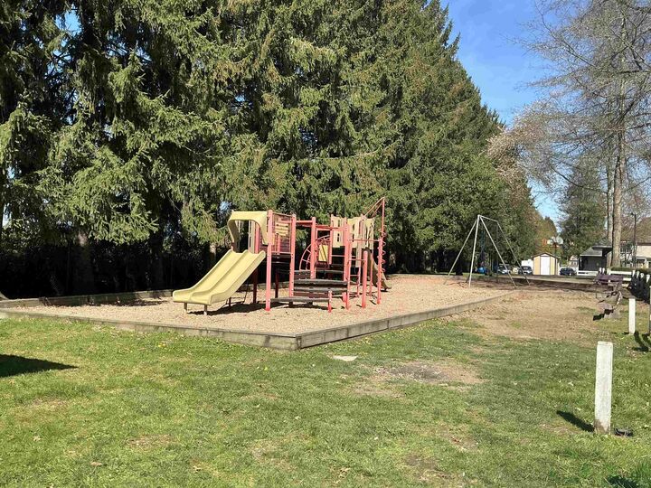 Property Photo: 12099 237 Street 86 BC V4R 2C3
