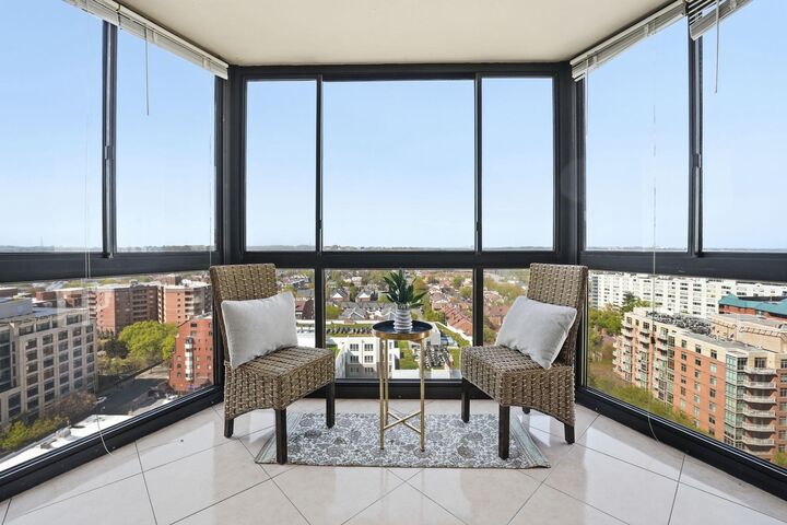 Property Photo:  900 N Stafford Street 1919  VA 22203 