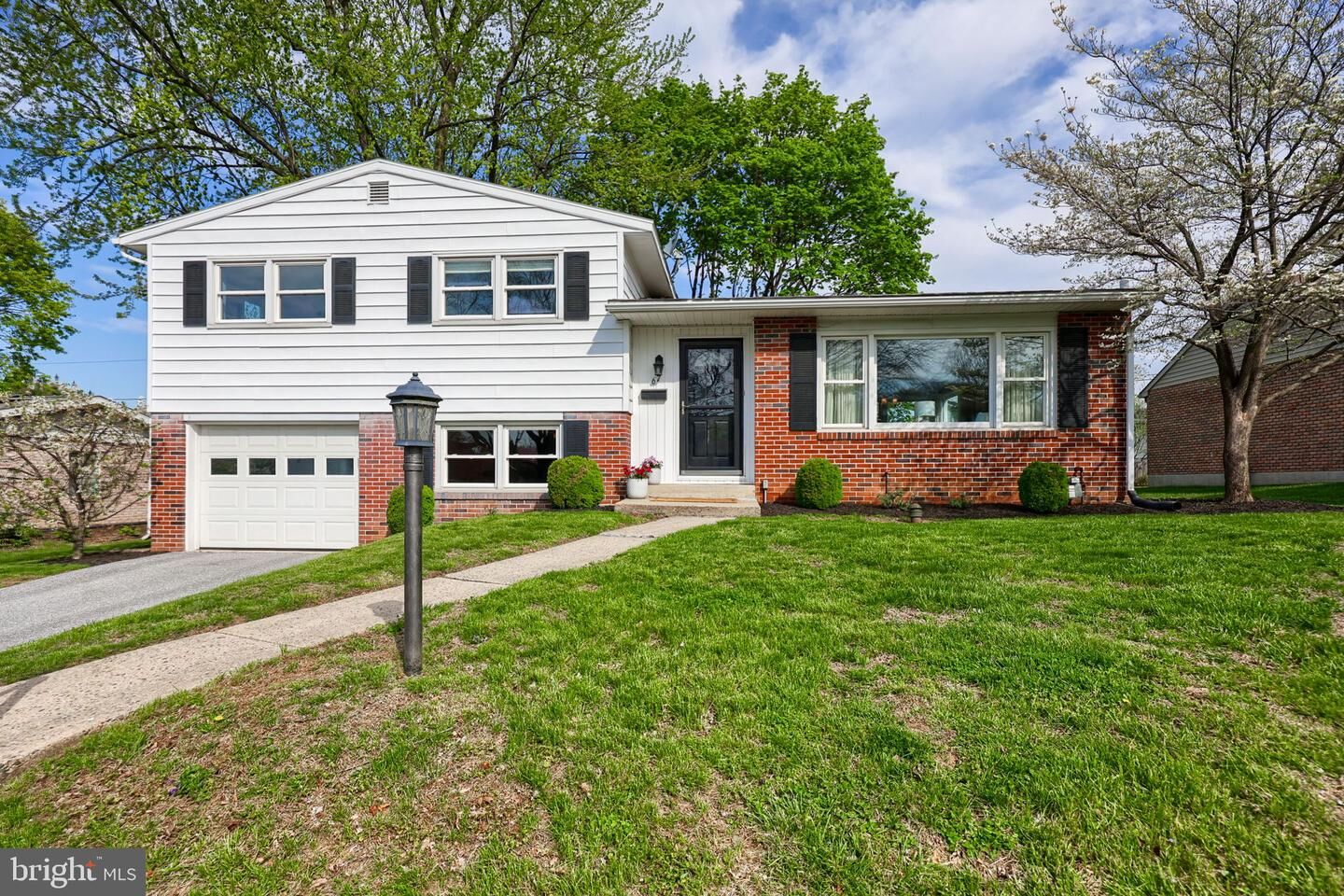 Property Photo:  67 Oberlin Avenue  PA 19608 