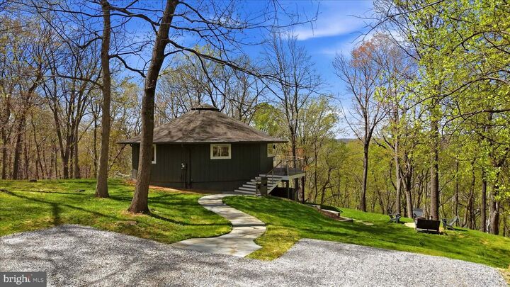 Property Photo: 3784 Calmes Neck Lane VA 22620