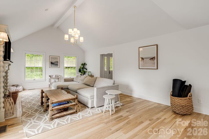 Property Photo:  92 Rose Hill Road  NC 28803 