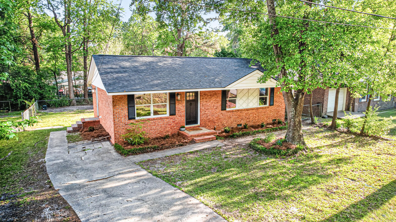 Property Photo:  217 Tupperway Drive  SC 29483 