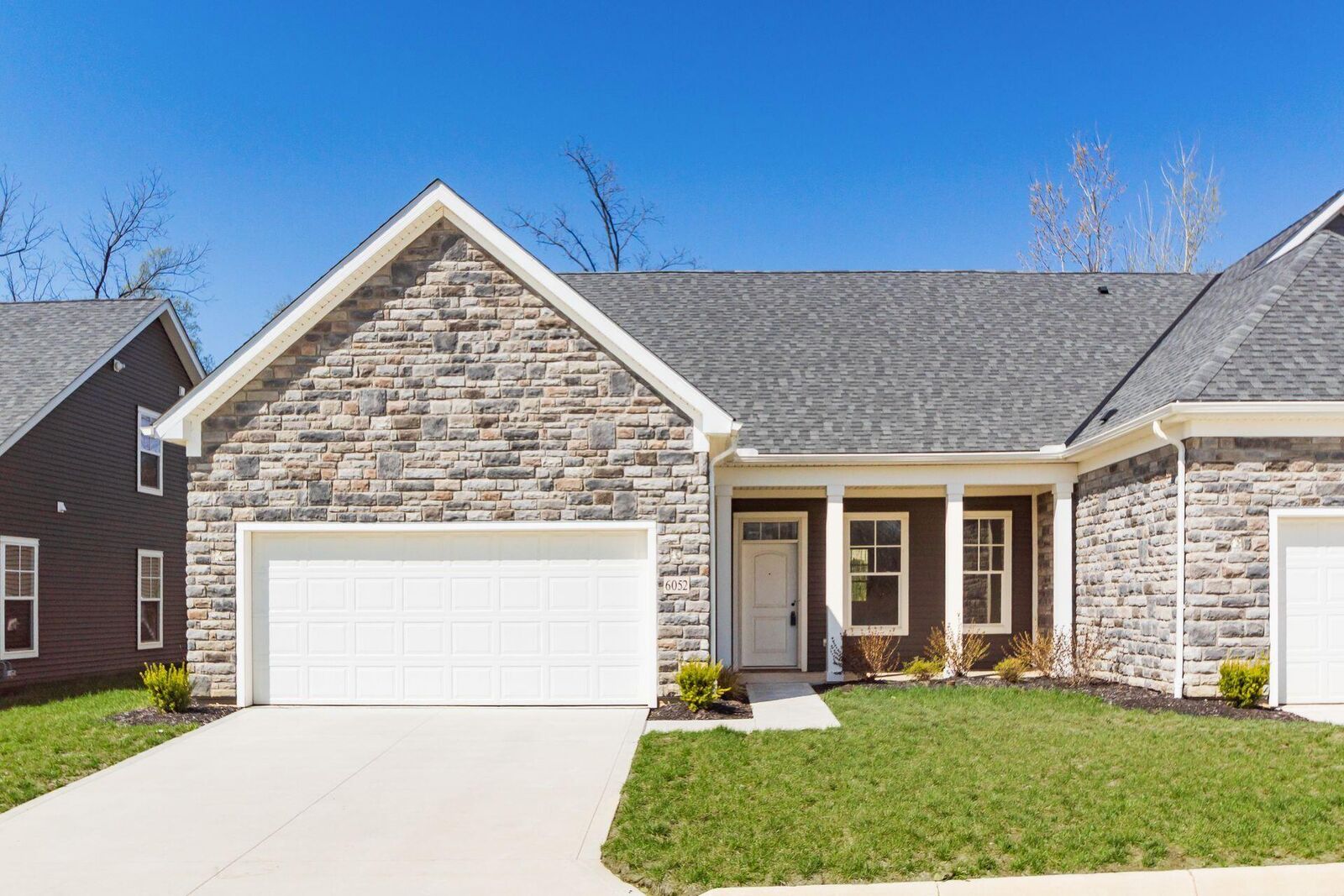 Property Photo: 6052 Naughten Pond Drive OH 43213