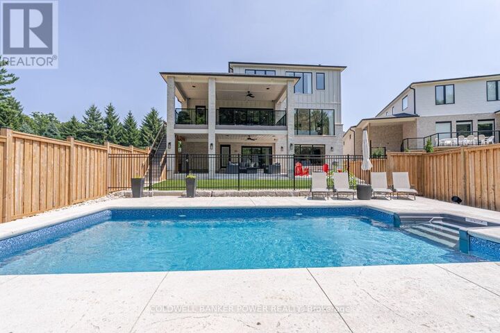 Property Photo: 720 Apricot Drive 14 ON N6K 0M5