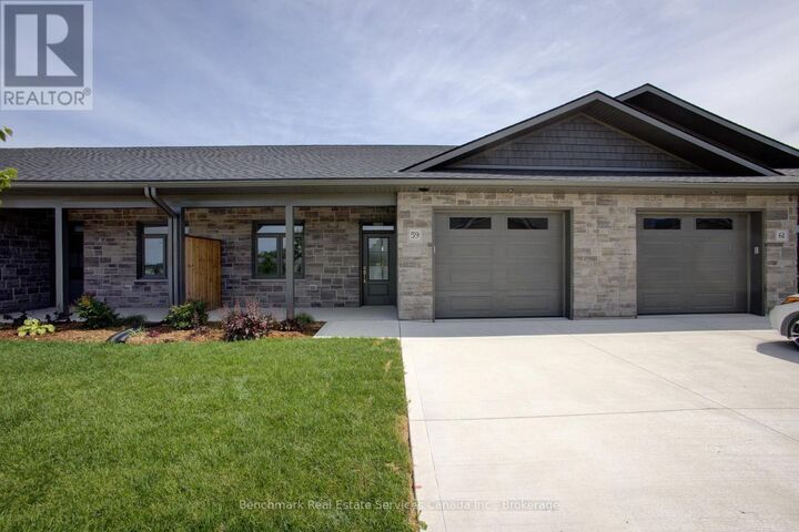 59 Cavalier Crescent — photo 1