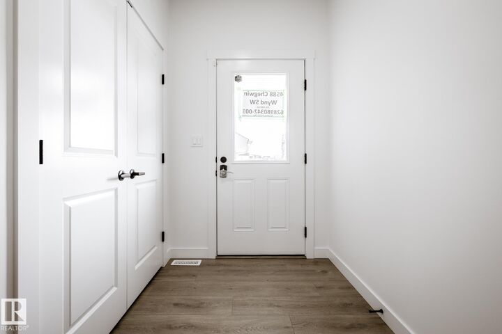 Property Photo: 5221 Schonsee Drive NW AB T5Z 0H4