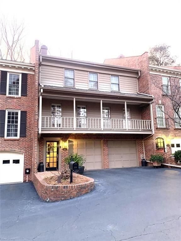 Property Photo:  318 The Chace NE  GA 30328 