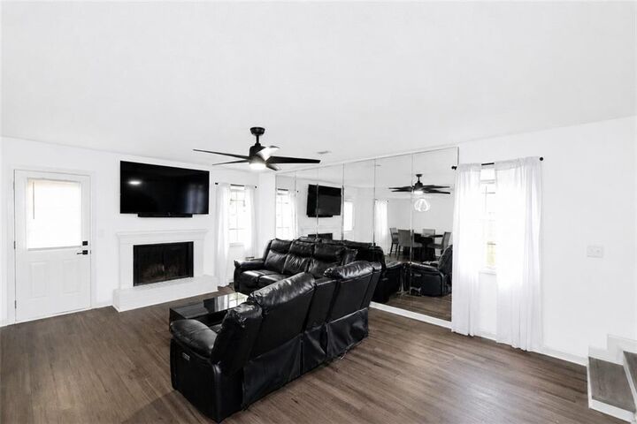 Property Photo: 5059 Martins Crossing Road GA 30088