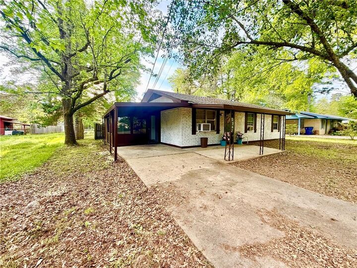 Property Photo:  2362 Taylor Loop  LA 71342 