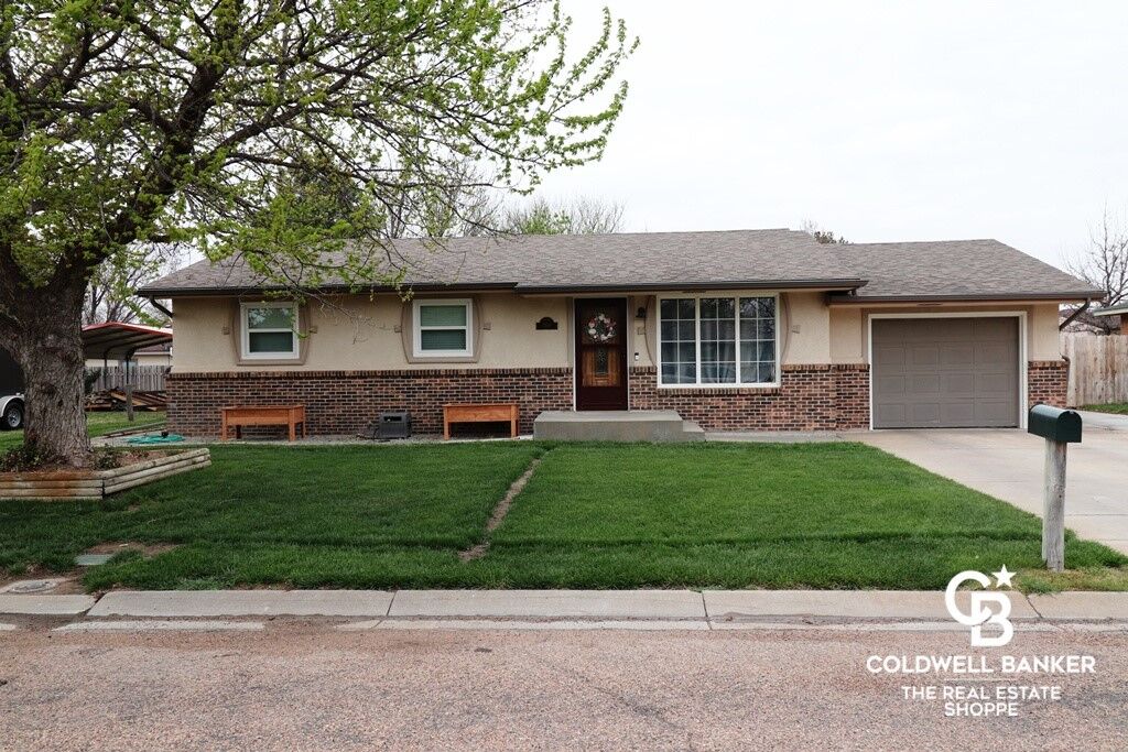 Property Photo: 1209 Santa Fe Street KS 67871