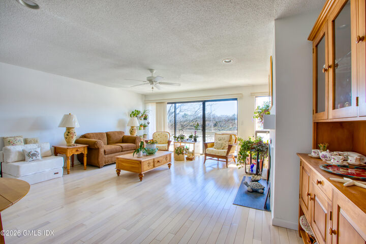 Property Photo:  15 River Road Unit 205  CT 06807 