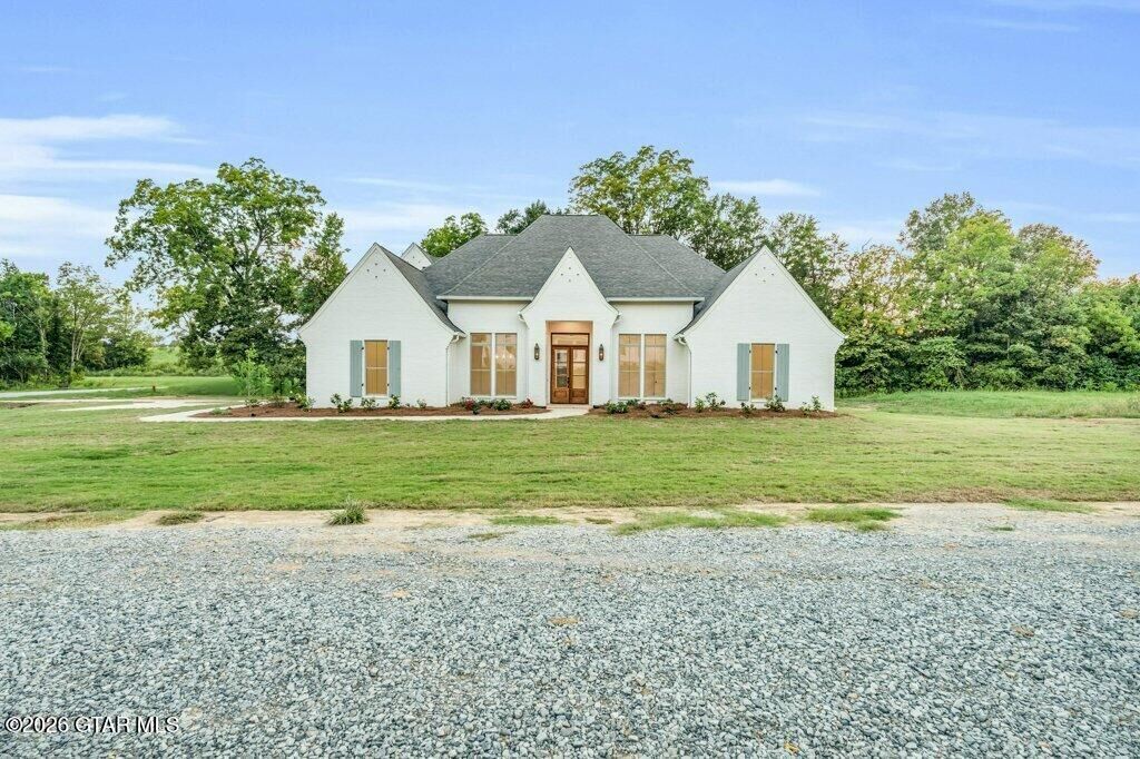 Property Photo:  1604 W Briar Lake Drive  MS 39759 