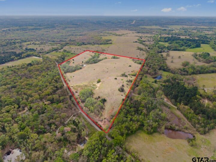 Property Photo:  17337 Cr 452  TX 75771 
