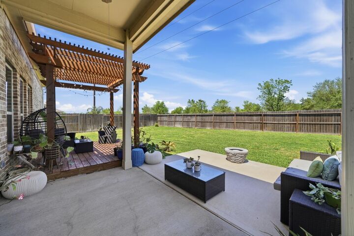 Property Photo:  13207 Alcott Forest  TX 77583 