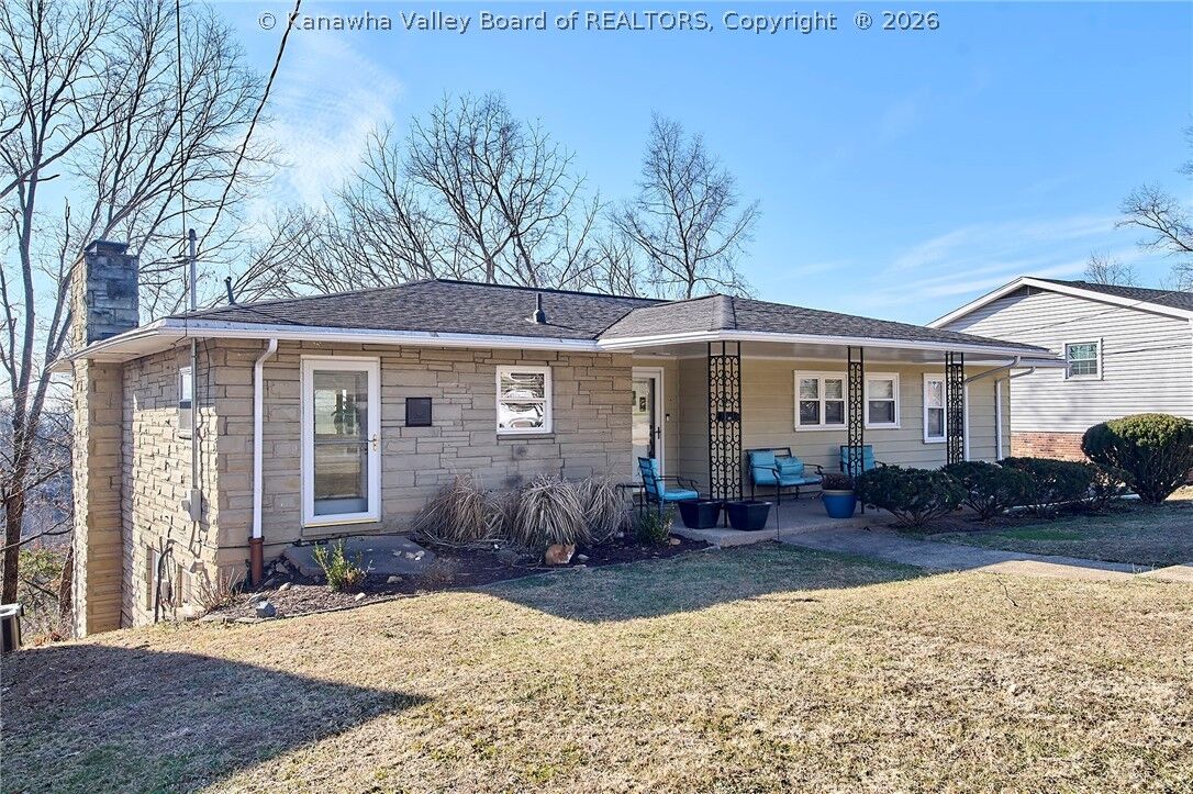 Property Photo: 1555 Summit Drive WV 25302