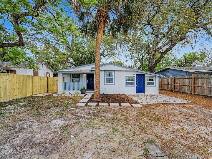 Property Photo: 9307 N 16th Street FL 33612