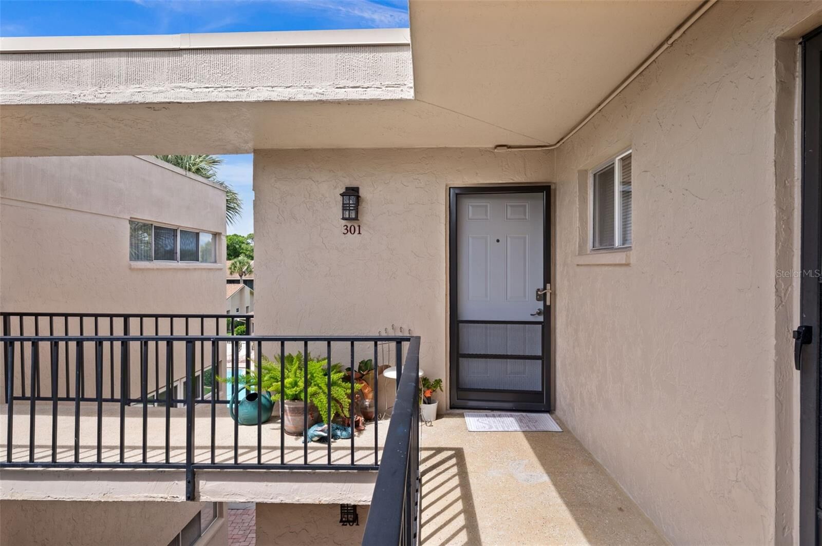 Property Photo: 2763 Woodgate Lane 301 FL 34231