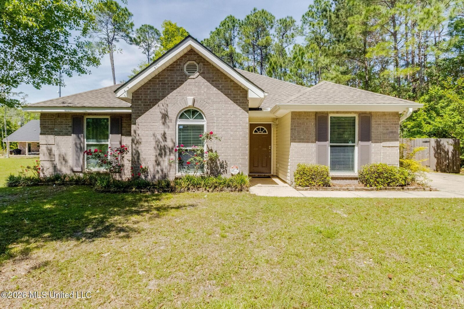 Property Photo:  230 Music Street  MS 39576 