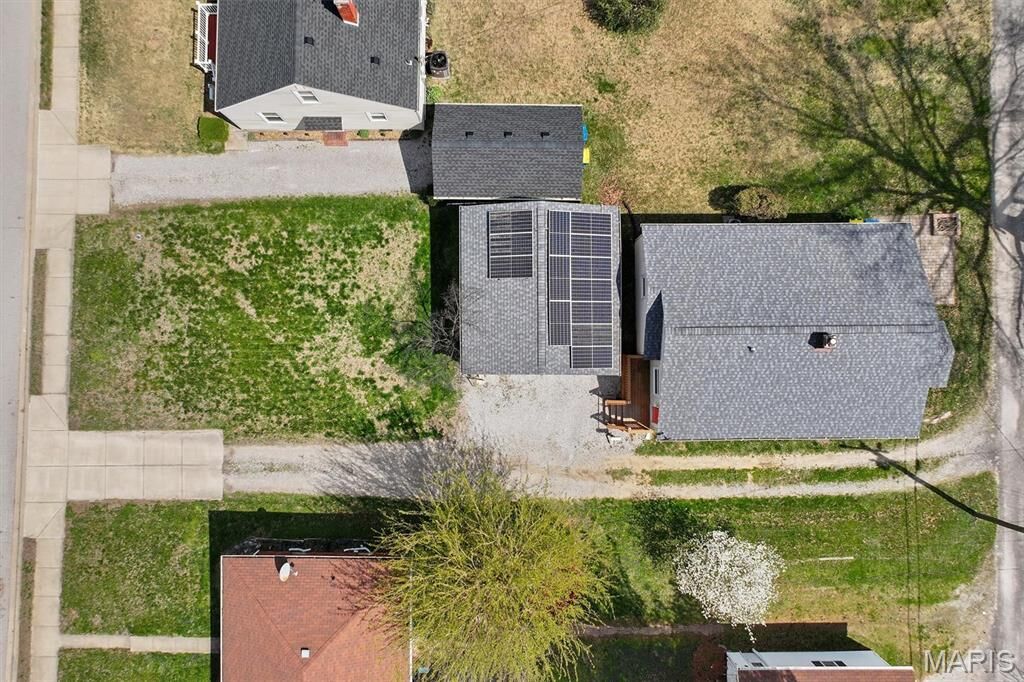 Property Photo:  112 3rd Avenue  IL 62025 