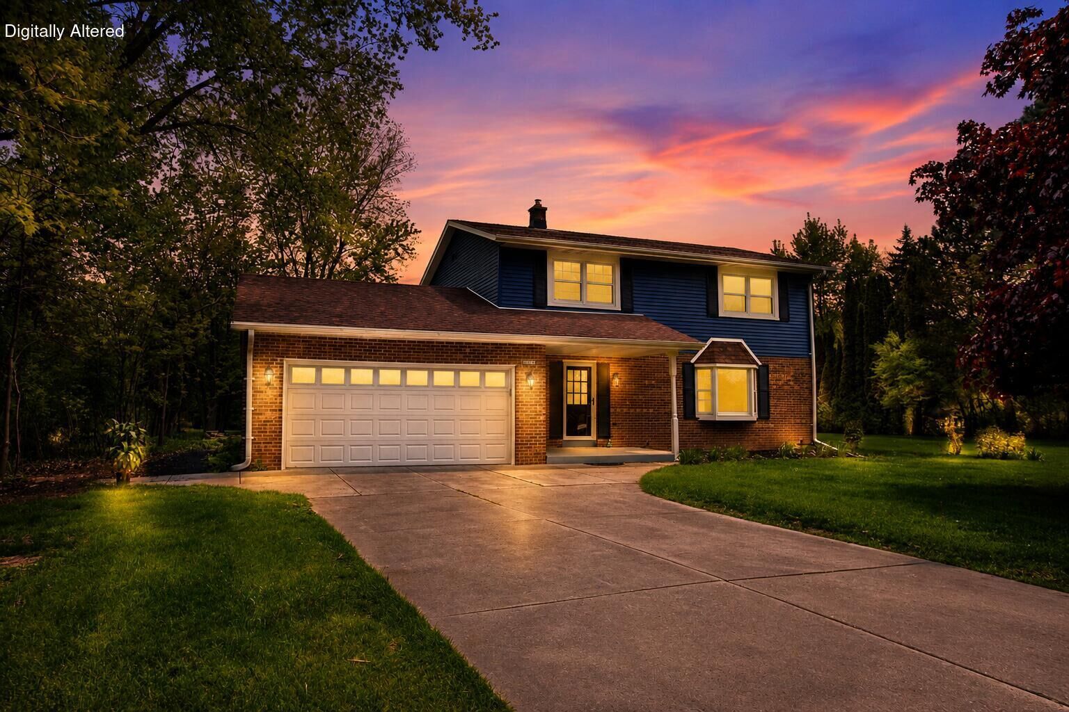 Property Photo: 10234 N La Cresta Dr WI 53092