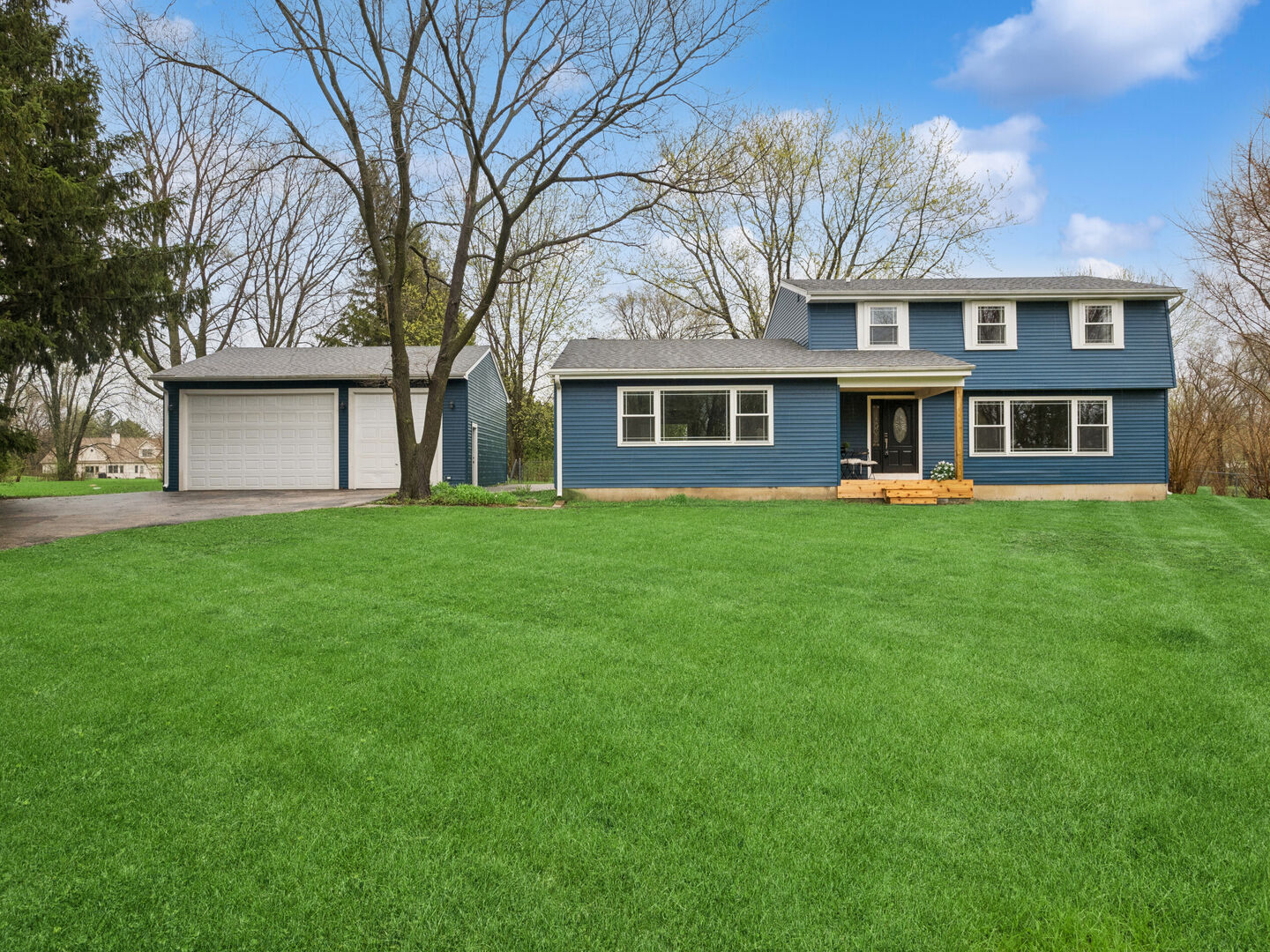Property Photo: 6220 Crescent Drive IL 60142