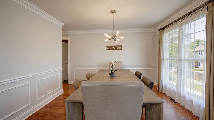 Property Photo:  1119 Stratford Lane  IL 60047 