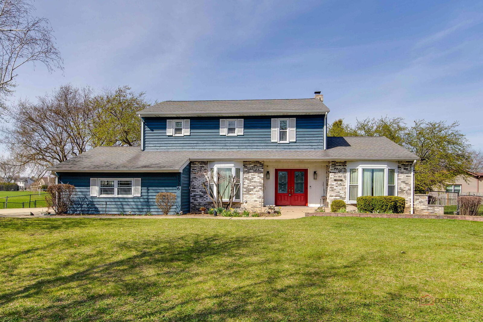 Property Photo:  2326 W Weathersfield Way  IL 60193 