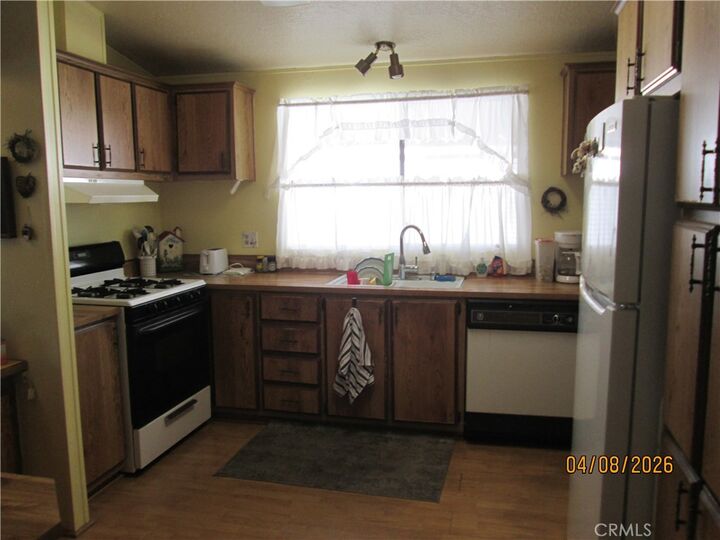 Property Photo: 24600 Mountain Avenue 63 CA 92544