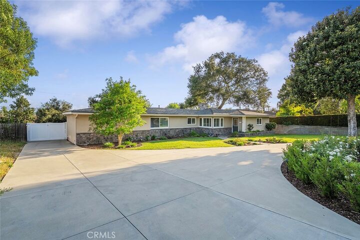 Property Photo: 726 E Sierra Madre Avenue CA 91741