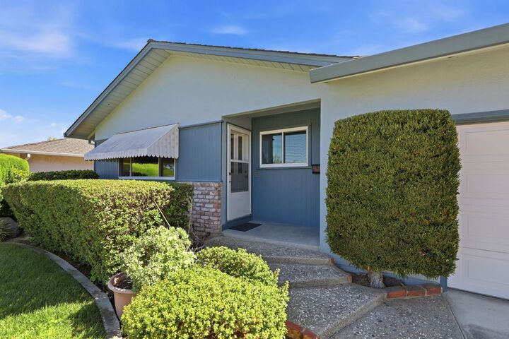 Property Photo:  1564 Mallard Way  CA 94087 