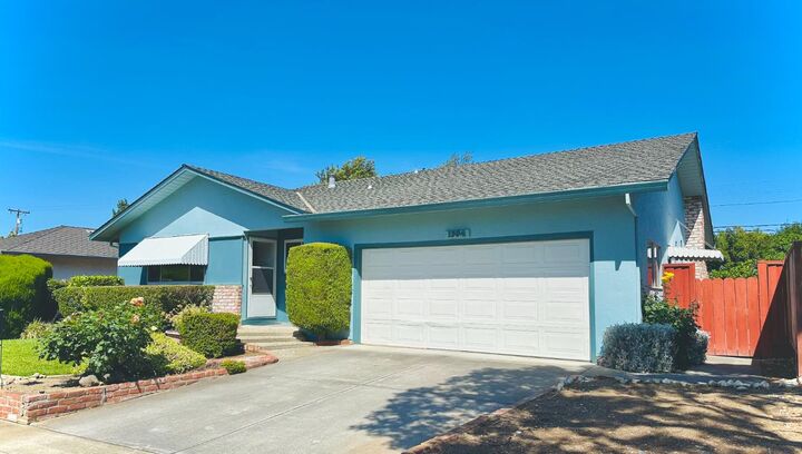 Property Photo: 1564 Mallard Way CA 94087