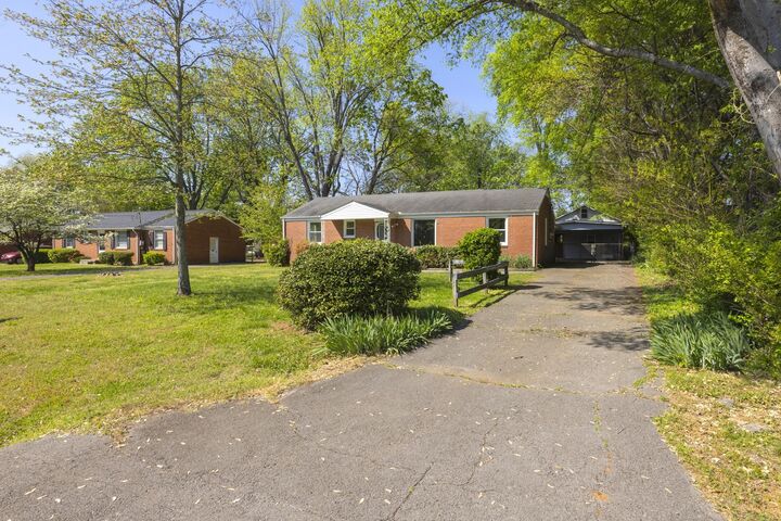 Property Photo:  1911 Gardner Dr  TN 37130 