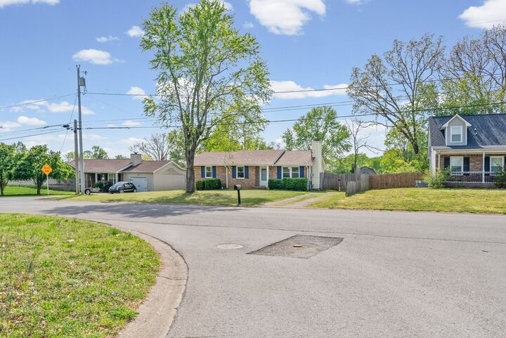 Property Photo: 3462 Arvin Dr TN 37042