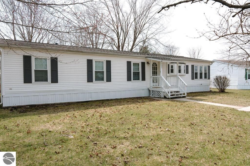 Property Photo:  5232 E Broadway Lot 137  MI 48858 
