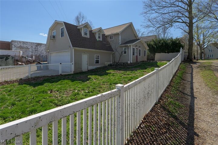 Property Photo:  204 S Prospect Avenue  OH 44632 