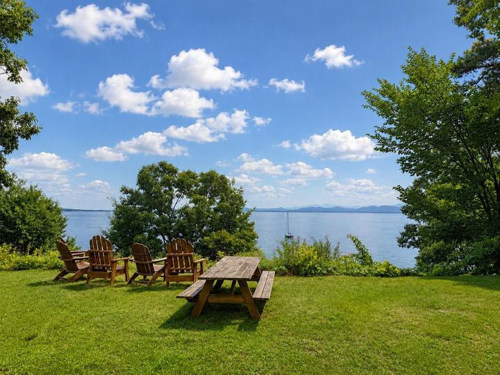 Property Photo: 71 Lakewood Parkway VT 05408
