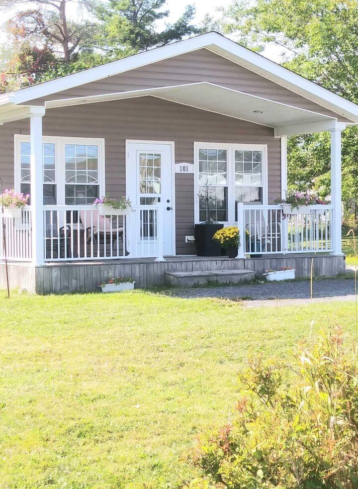 101 Acadia Avenue — photo 1