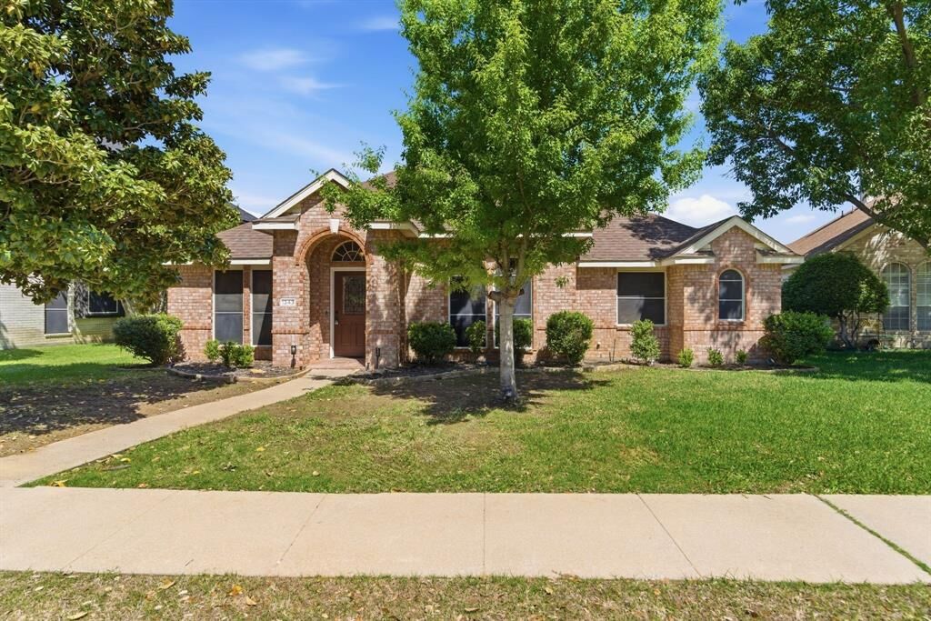 Property Photo: 1343 Edmonton Drive TX 75077