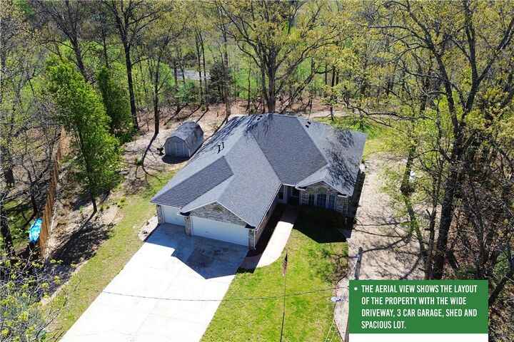 Property Photo:  11 Bardon Lane  AR 72714 