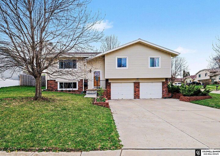 Property Photo:  13202 S 33 Street  NE 68123 