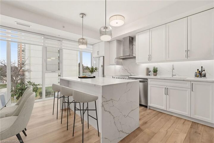 Property Photo:  500 Brock Avenue 201  ON L7S 0A5 