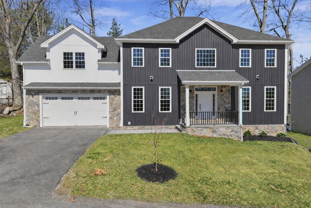 Property Photo: 6 Barrows Rd MA 01609