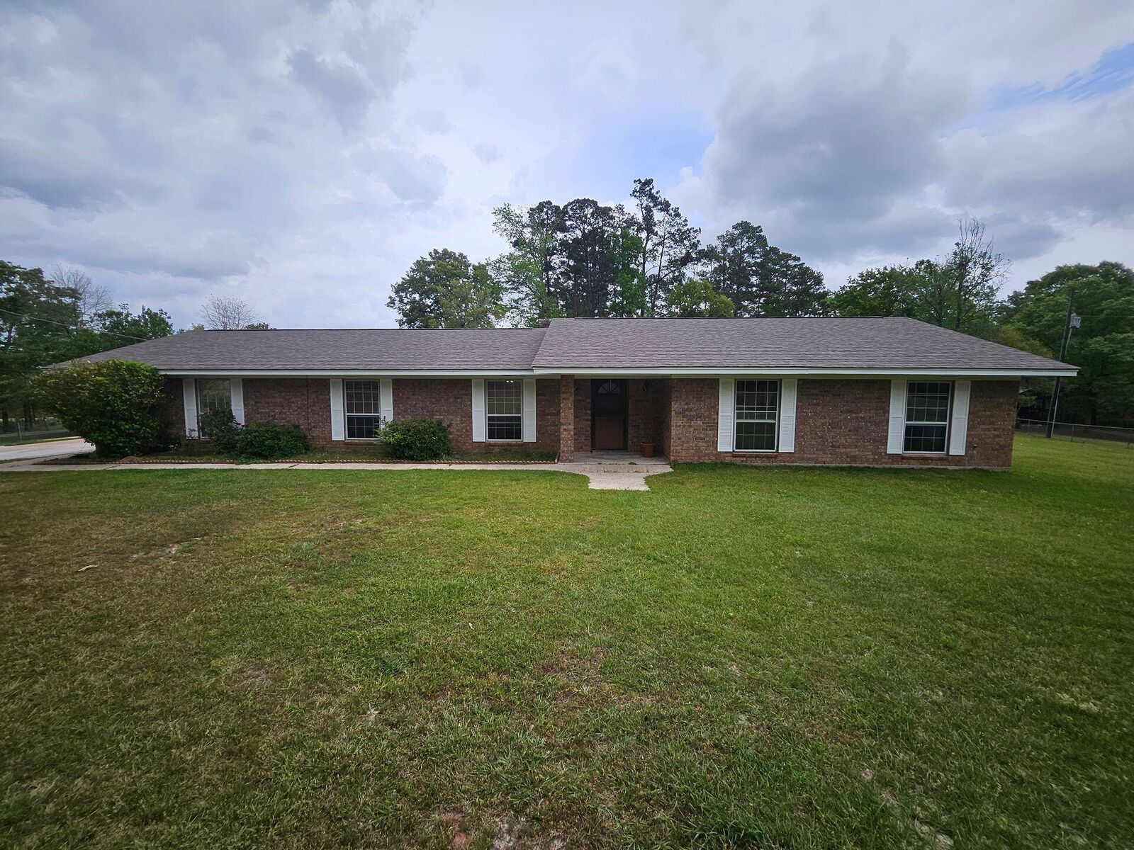 Property Photo:  505 Holly Grove  LA 71403 