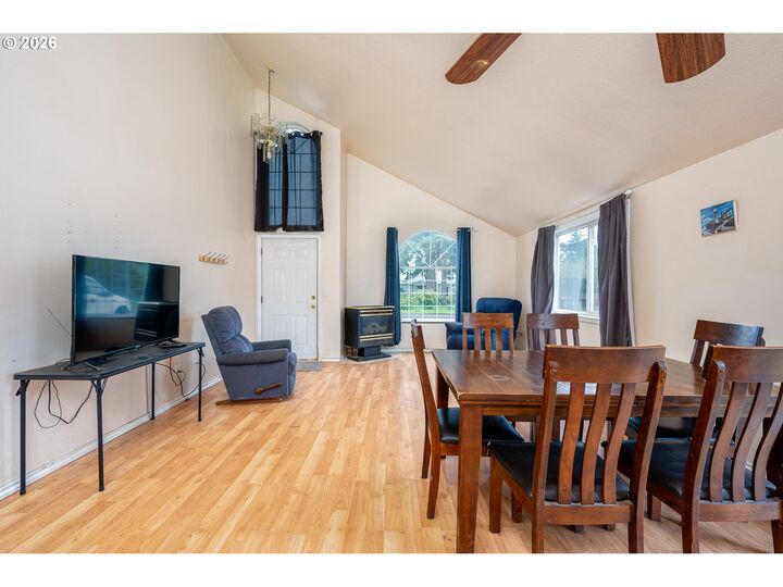 Property Photo: 8448 SE 89th Ave OR 97266