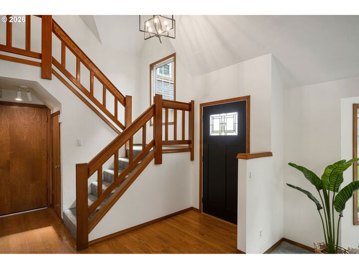 Property Photo: 7960 SW Barnard Dr OR 97007