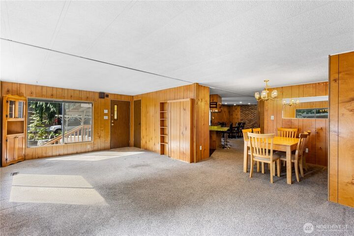 Property Photo:  900  29th Street SE D6  WA 98002 