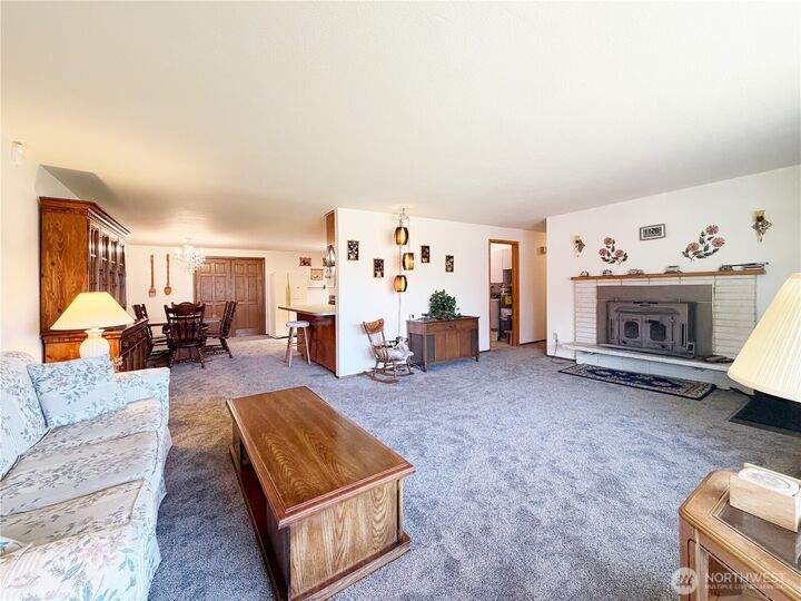 Property Photo:  8825  Corbin Drive  WA 98204 